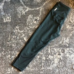 Zella crop leggings in sage green with mesh panel